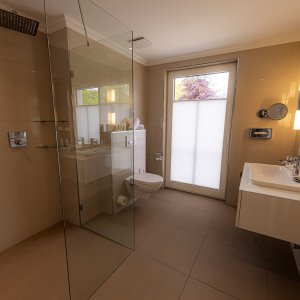 Bild 2 von 3 der Galerie "Zimmer 21"