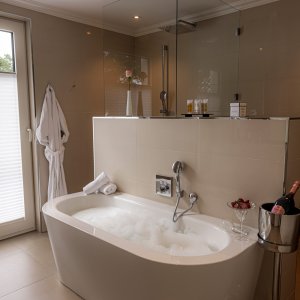 Bild 3 von 5 der Galerie "Zimmer 24"